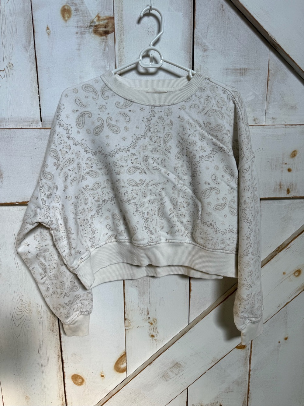 aerie White Paisley Cropped Sweatshirt